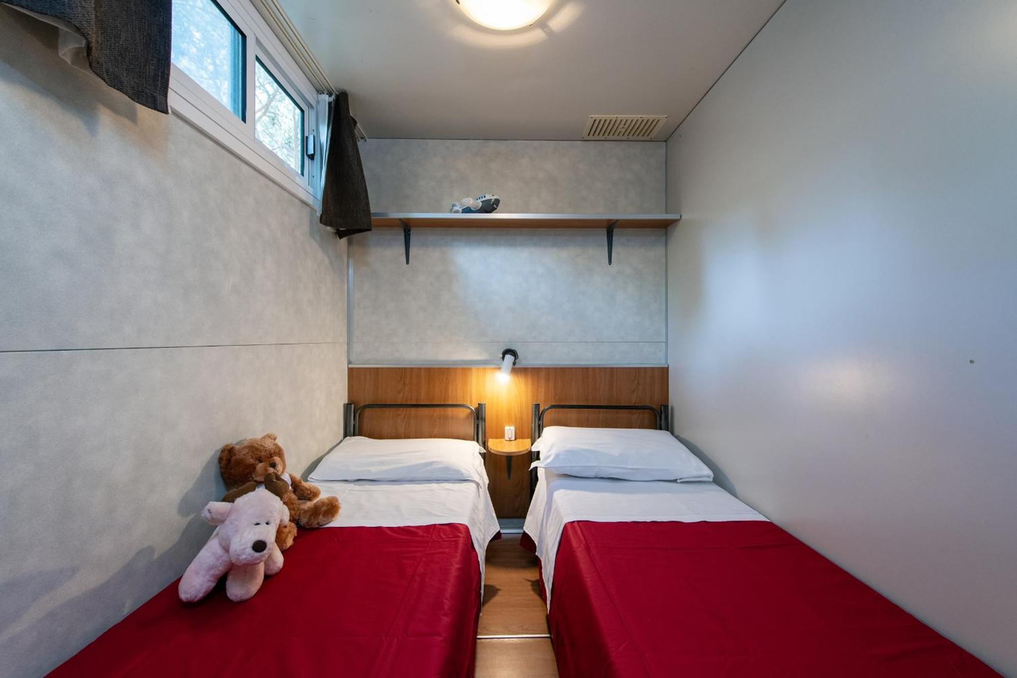 Camping Village Punta Navaccia Tuoro sul Trasimeno Exterior foto