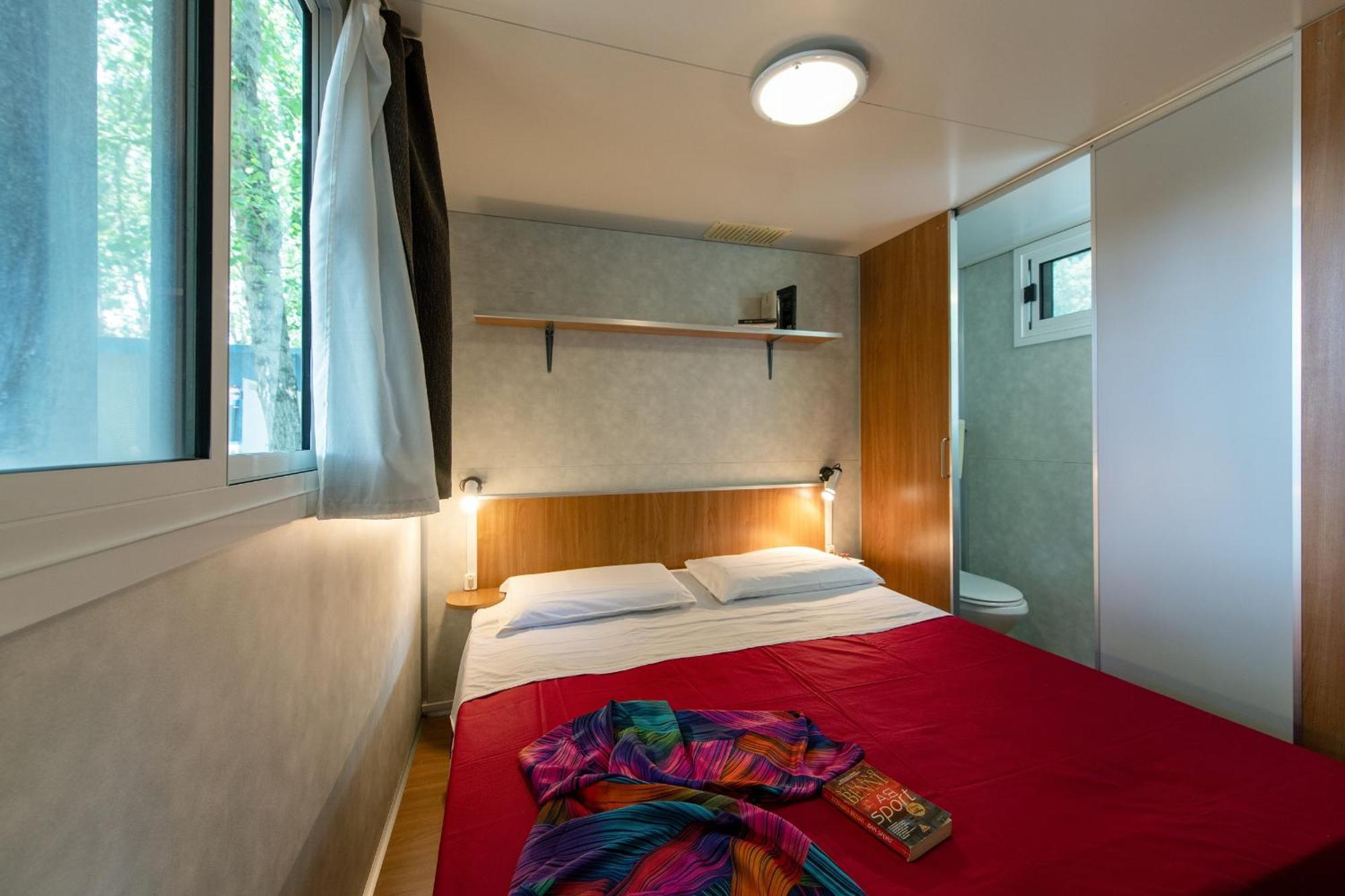 Camping Village Punta Navaccia Tuoro sul Trasimeno Exterior foto