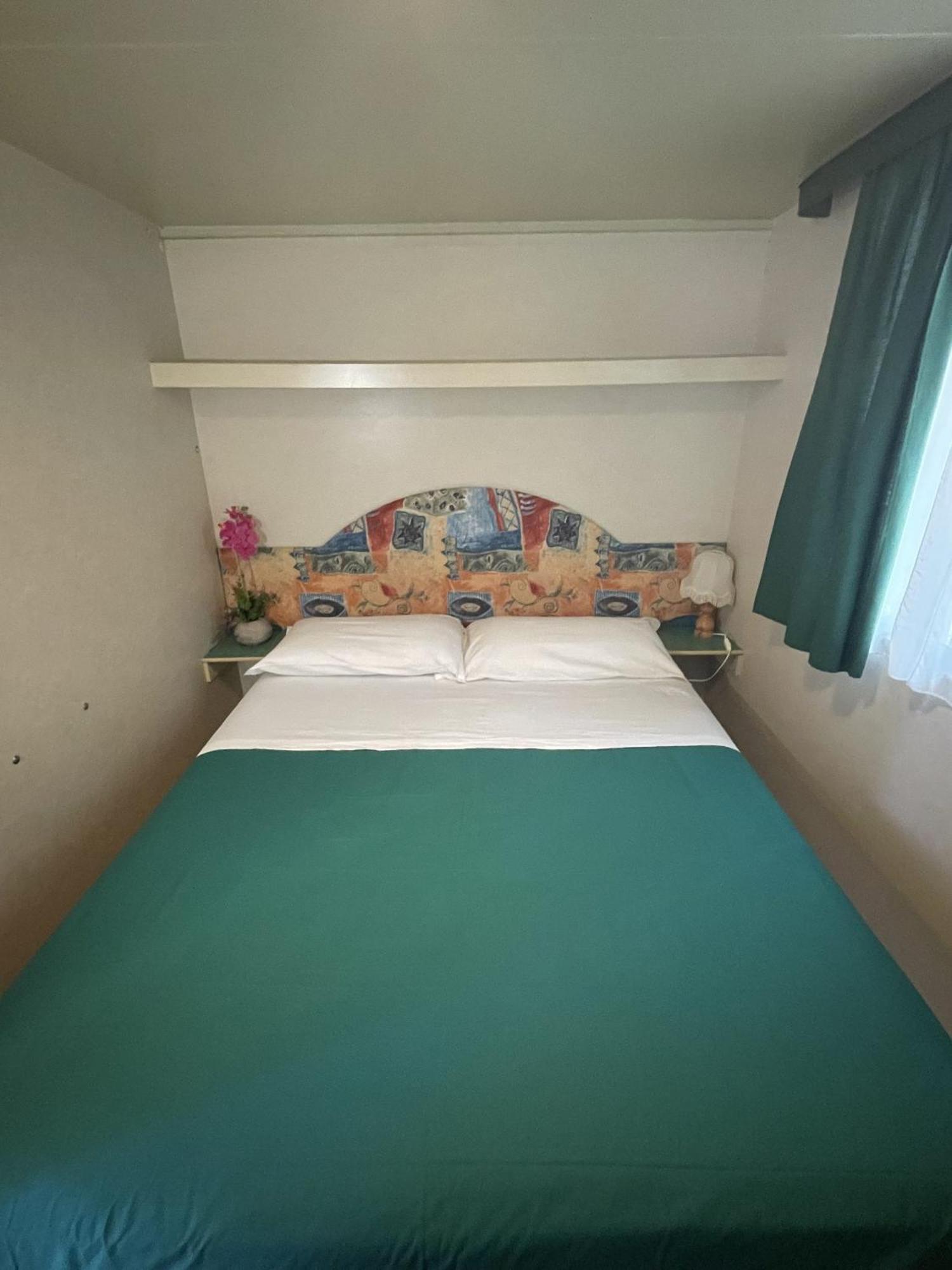 Camping Village Punta Navaccia Tuoro sul Trasimeno Exterior foto