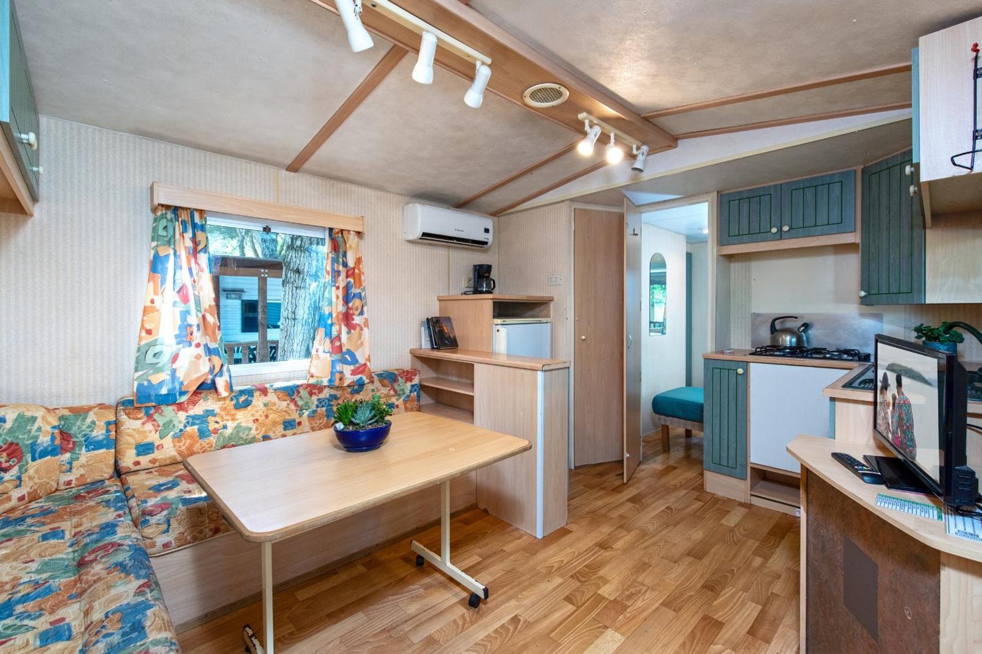Camping Village Punta Navaccia Tuoro sul Trasimeno Exterior foto