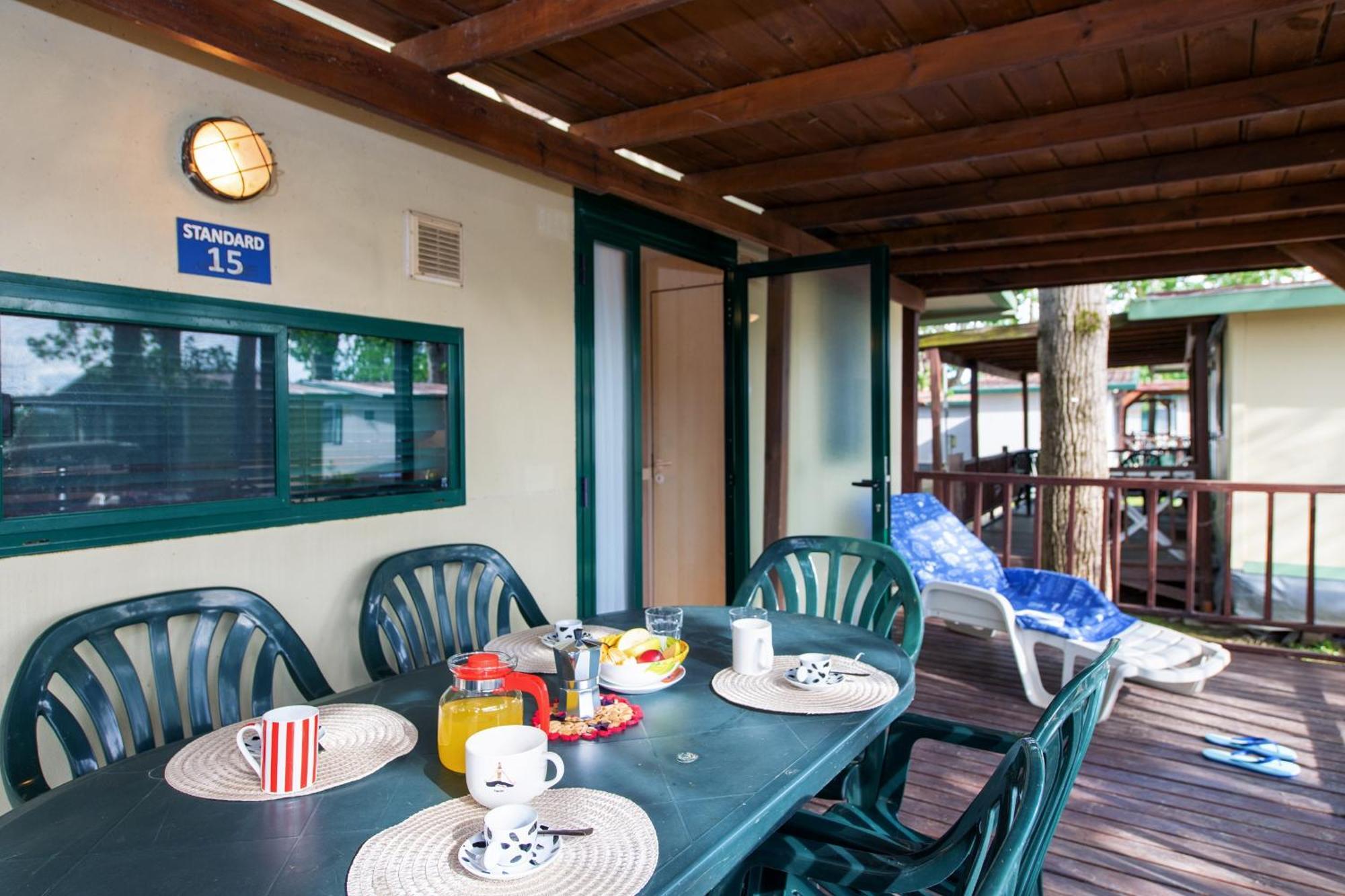 Camping Village Punta Navaccia Tuoro sul Trasimeno Exterior foto