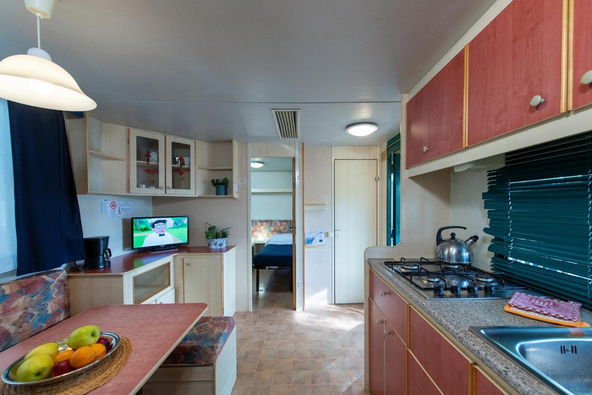 Camping Village Punta Navaccia Tuoro sul Trasimeno Exterior foto